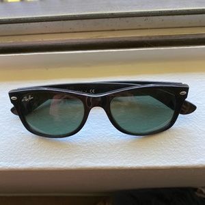 Ray-Ban New Wayfarer Classic Black Unisex $50 OBO